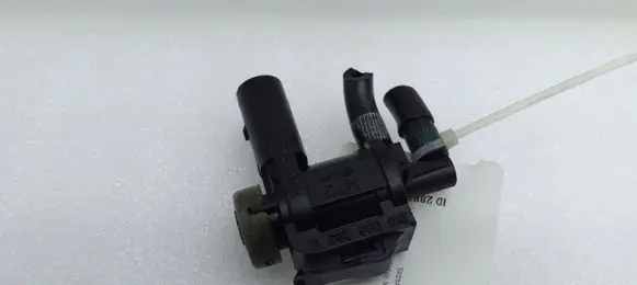 Audi A5 8T 8F Turbo solenoid valve 1K0906283A