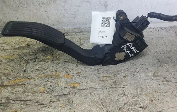 Nissan Pulsar Accelerator pedal position sensor 180023RA0B