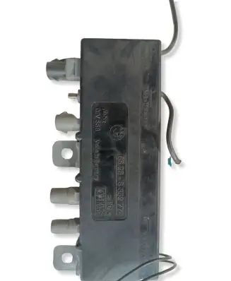 BMW 7 E38 Antenna control unit 65258352774