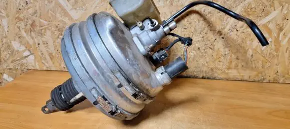 Mercedes-Benz S W220 Brake booster A0054302430