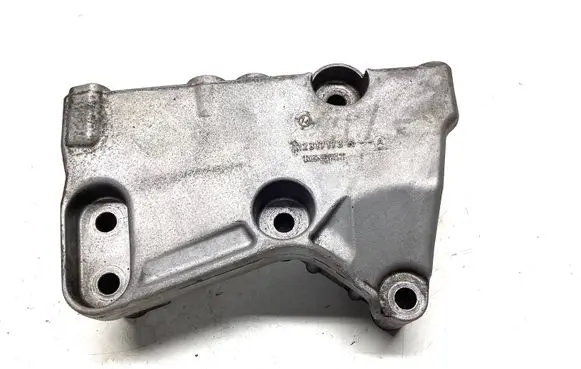 Nissan Qashqai Engine mounting bracket 112317173R