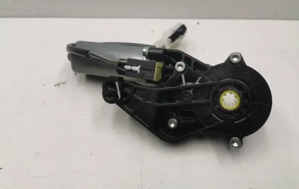 Mercedes-Benz R W251 Seat adjustment motor 0390203207