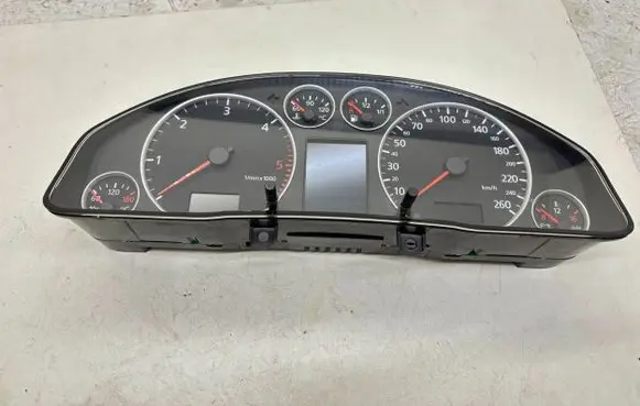 Audi A6 S6 C5 4B Speedometer (instrument cluster) 4B0920933GX
