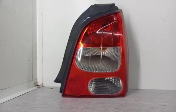 Renault Twingo II Rear/tail lights 8200387889