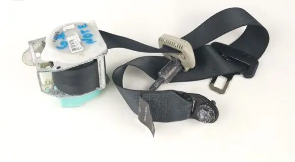 Nissan Note (E11) Rear seatbelt 888459U05A 045520