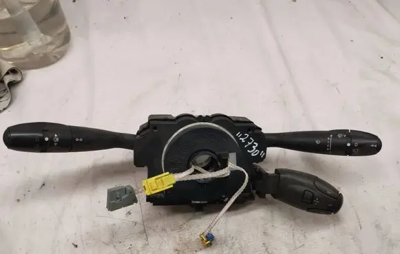 Peugeot 307 Wiper turn signal indicator stalk/switch 96477540XT 12273322