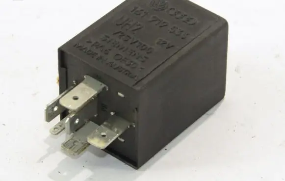 Skoda Octavia Mk1 (1U) Other relay 161919533