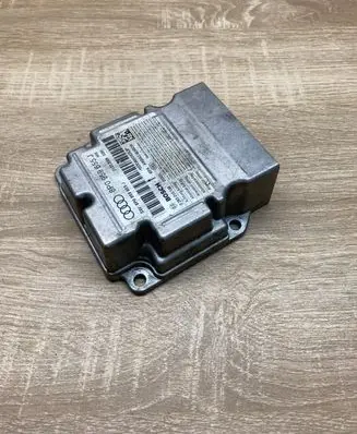 Audi A3 S3 8P Airbag control unit/module 8P0959655J 0285010148