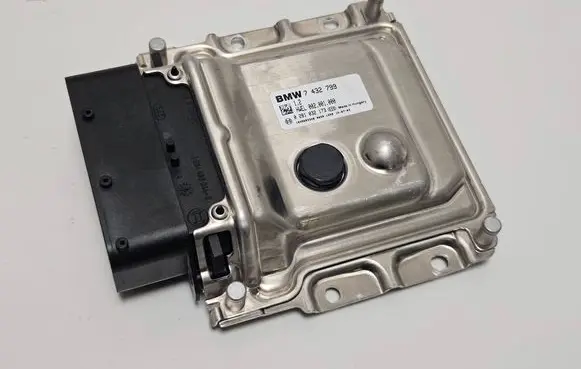 BMW 5 F10 F11 Adblue control unit 7432799 0281032173 002001000