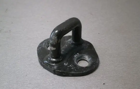 Hyundai Tucson JM Front door lock loop/hook striker 