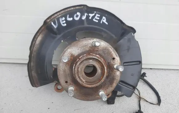 Hyundai Veloster Front wheel hub spindle knuckle