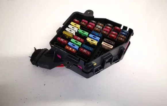 Skoda Octavia Mk1 (1U) Fuse box set