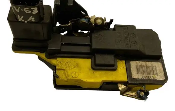 Volvo S60 Rear door lock 865055