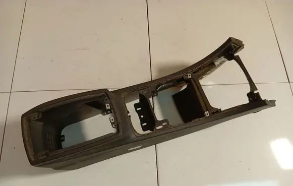 Ford S-MAX Center console 