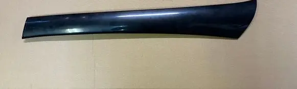 Windshield trim