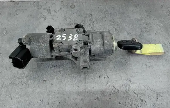 Toyota Avensis T250 Ignition lock