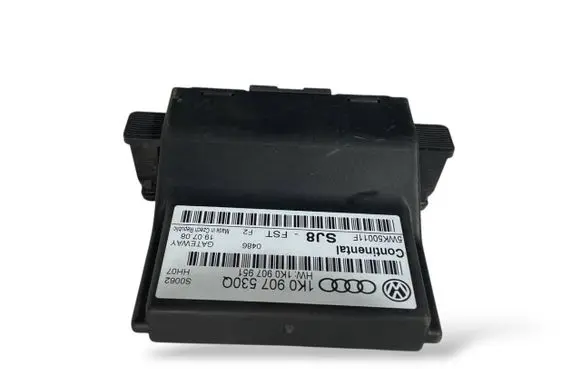 Volkswagen Golf V Gateway control module 1K0907530Q 1K0907951