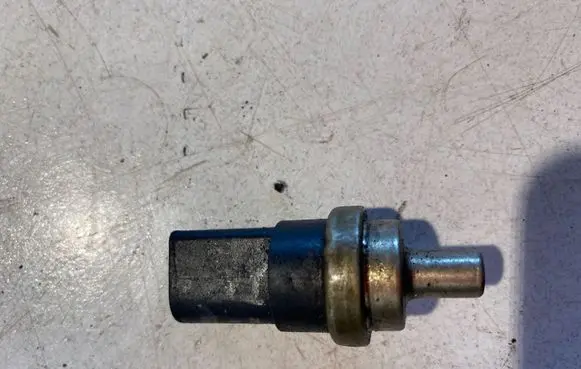 Coolant temperature sensor