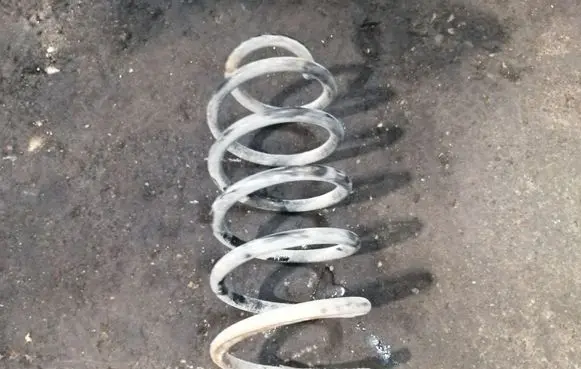 Volvo XC90 Front coil spring
