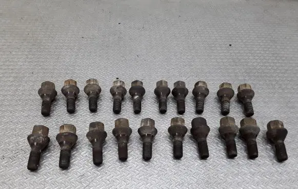 Peugeot Boxer Nuts/bolts 