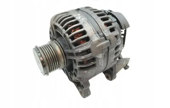 Volkswagen Polo IV 9N3 Generator/alternator 028903028E