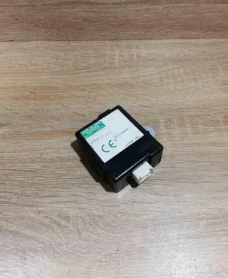 Toyota Corolla Verso AR10 Door control unit/module 8974113040