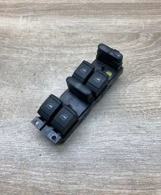 Volkswagen PASSAT B5.5 Electric window control switch 1J4959857B
