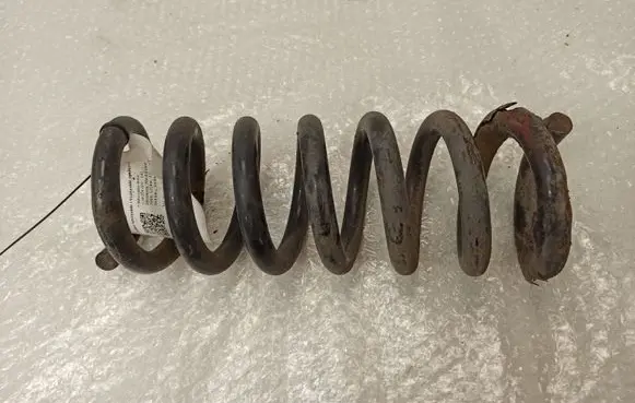 Mercedes-Benz C W204 Rear coil spring