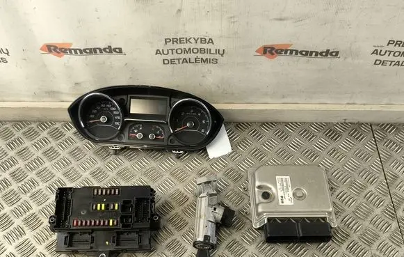 Fiat Ducato Engine ECU kit and lock set 55271527 1389975080