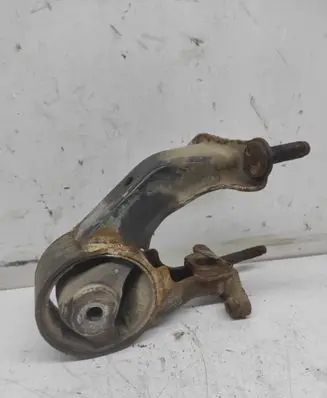 Engine mount bracket