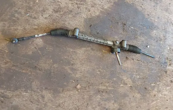 Opel Corsa C Steering rack 26082855