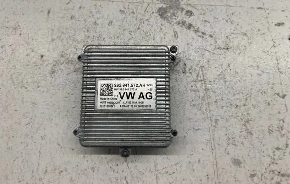 Volkswagen PASSAT B8 Headlight ballast module Xenon 992941572AH 992941572A 10101500271