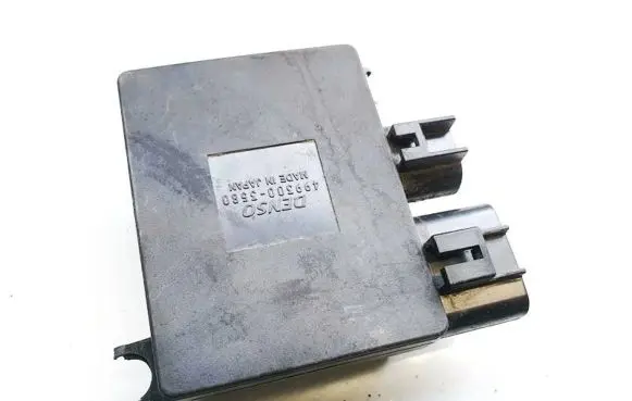 Coolant fan relay
