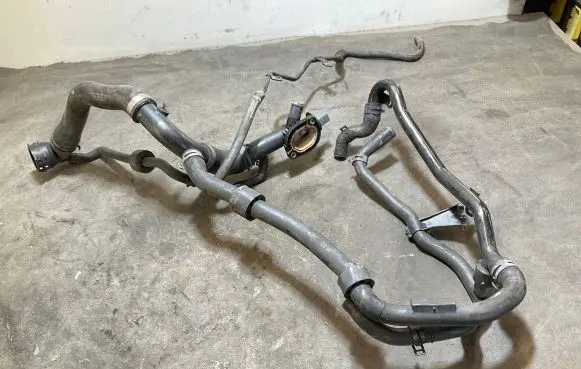 Volkswagen Golf VI Engine coolant pipe/hose 1K0122101KA KA4126578HU