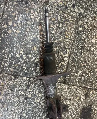Mitsubishi Carisma Front shock absorber/damper