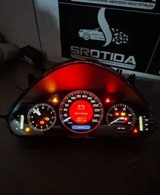 Mercedes-Benz E W211 Speedometer (instrument cluster) A2115402448