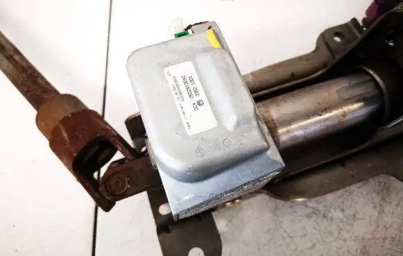 Chrysler Sebring (JS) Steering wheel lock 05026132AC