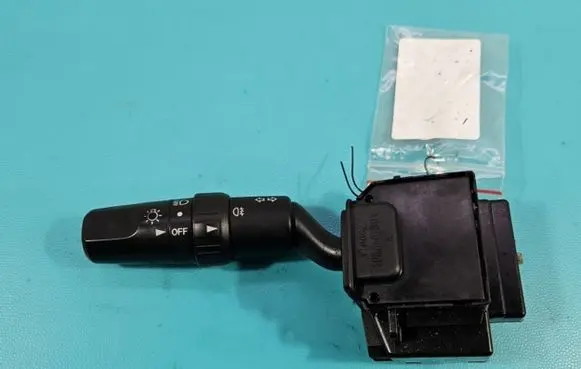 Mazda 3 I Headlight wiper switch 17D682 IMPRK1405085