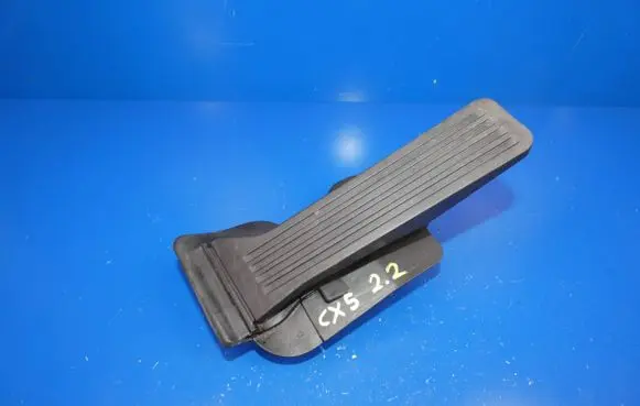 Mazda CX-5 Accelerator throttle pedal GHP941600 6PV31204103 01032013