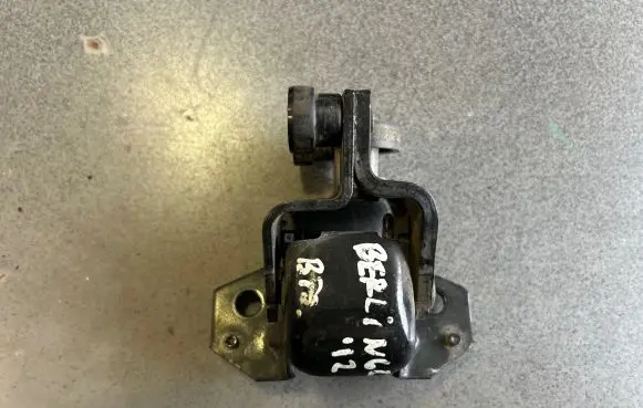 Citroen Berlingo Sliding door middle roller runner 