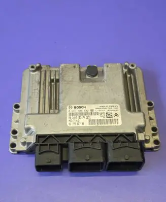 Peugeot 508 Engine control unit/module ECU 9677566780 0261S06632