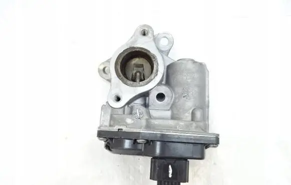 Renault Megane IV Throttle body valve 8201143495