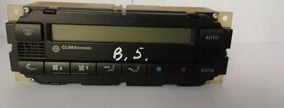 Volkswagen PASSAT B5 Climate control unit 5HB00761702 3B19007044A