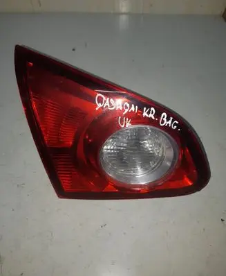 Nissan Qashqai Tailgate rear/tail lights 89071063