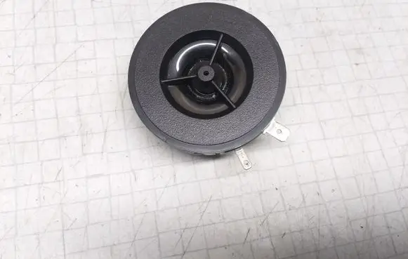 Mercedes-Benz E W210 Front door high frequency speaker