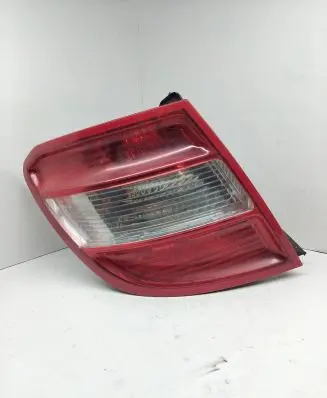 Mercedes-Benz C W204 Rear/tail lights A2048200364