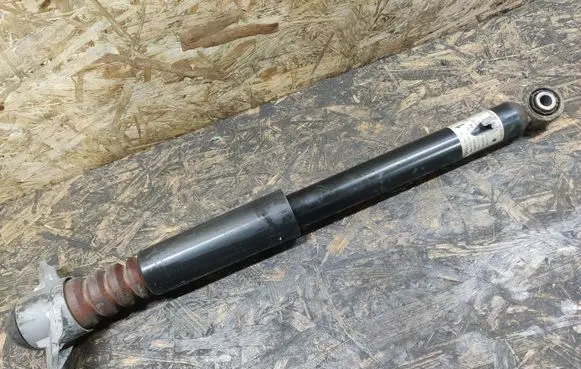 Volkswagen Tiguan Rear shock absorber/damper 5N0512011K 5N0513049K