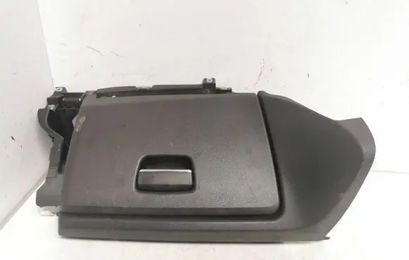 BMW 1 E81 E87 Glove box set 6982681 20071112