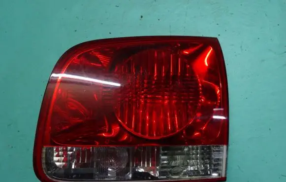 Volkswagen Touareg I Tailgate rear/tail lights 28268003