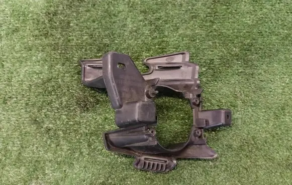 Mercedes-Benz Citan W415 Fog light bracket A4158260114